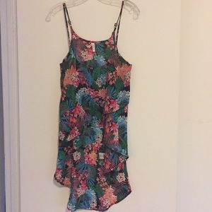 Flirty Shirt with an Island feel!